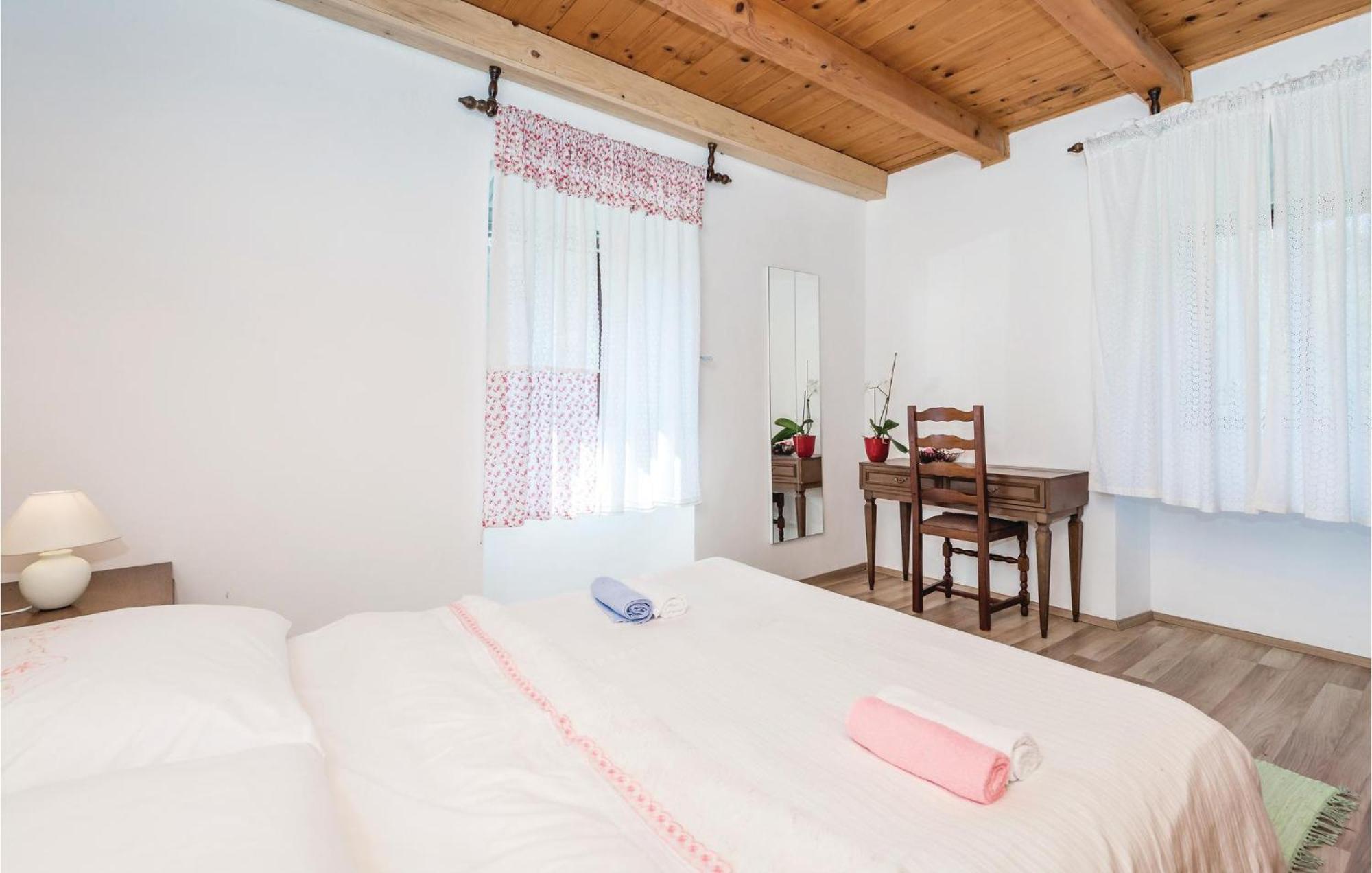 Nice Apartment In Kastav With Wifi Luaran gambar