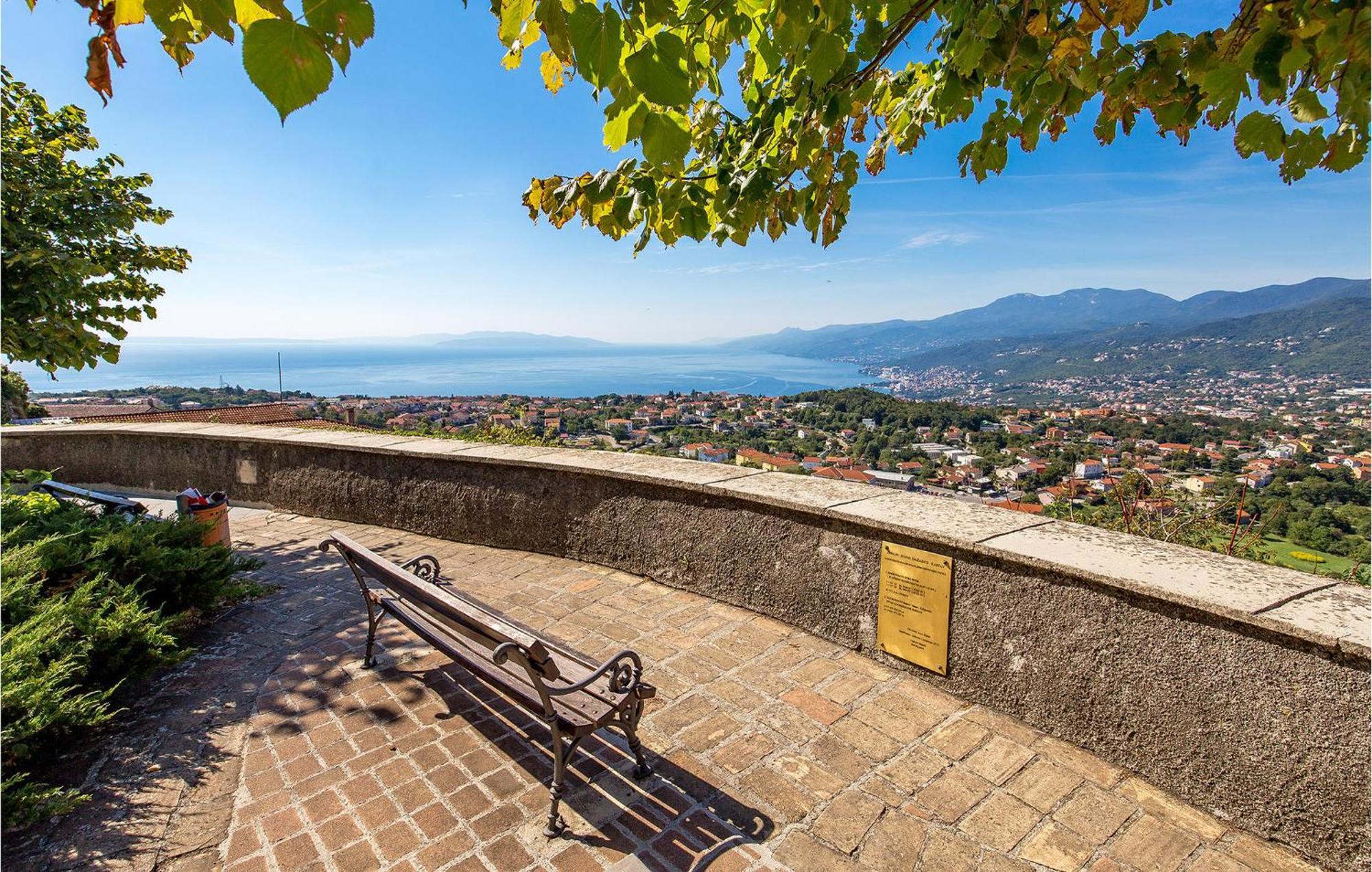 Nice Apartment In Kastav With Wifi Luaran gambar