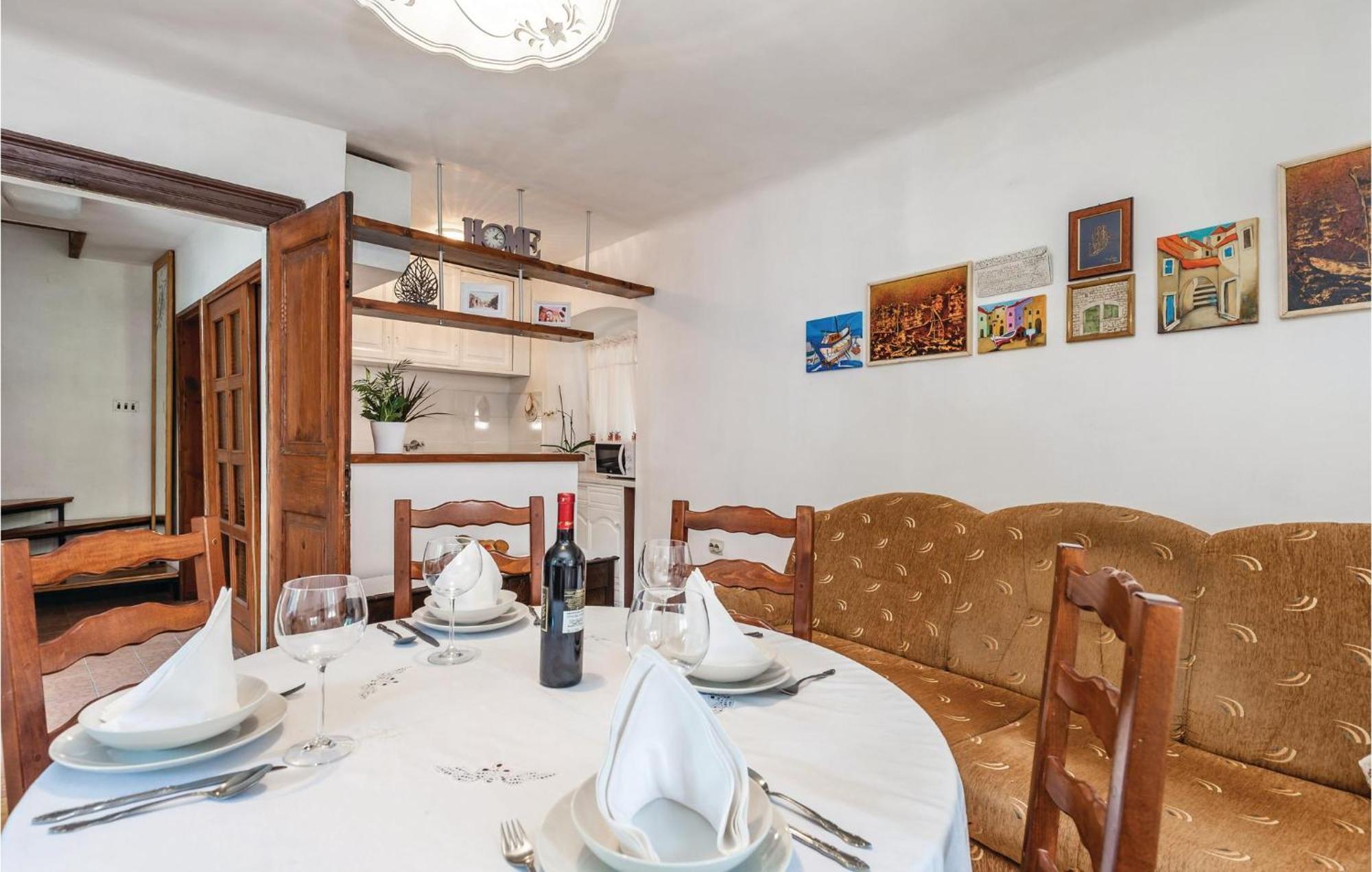 Nice Apartment In Kastav With Wifi Luaran gambar