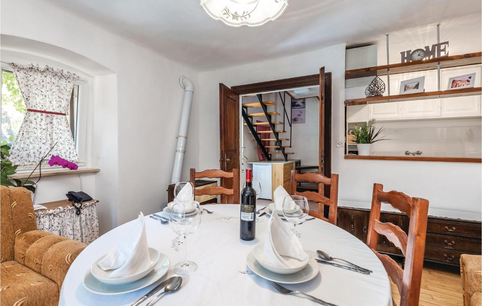 Nice Apartment In Kastav With Wifi Luaran gambar